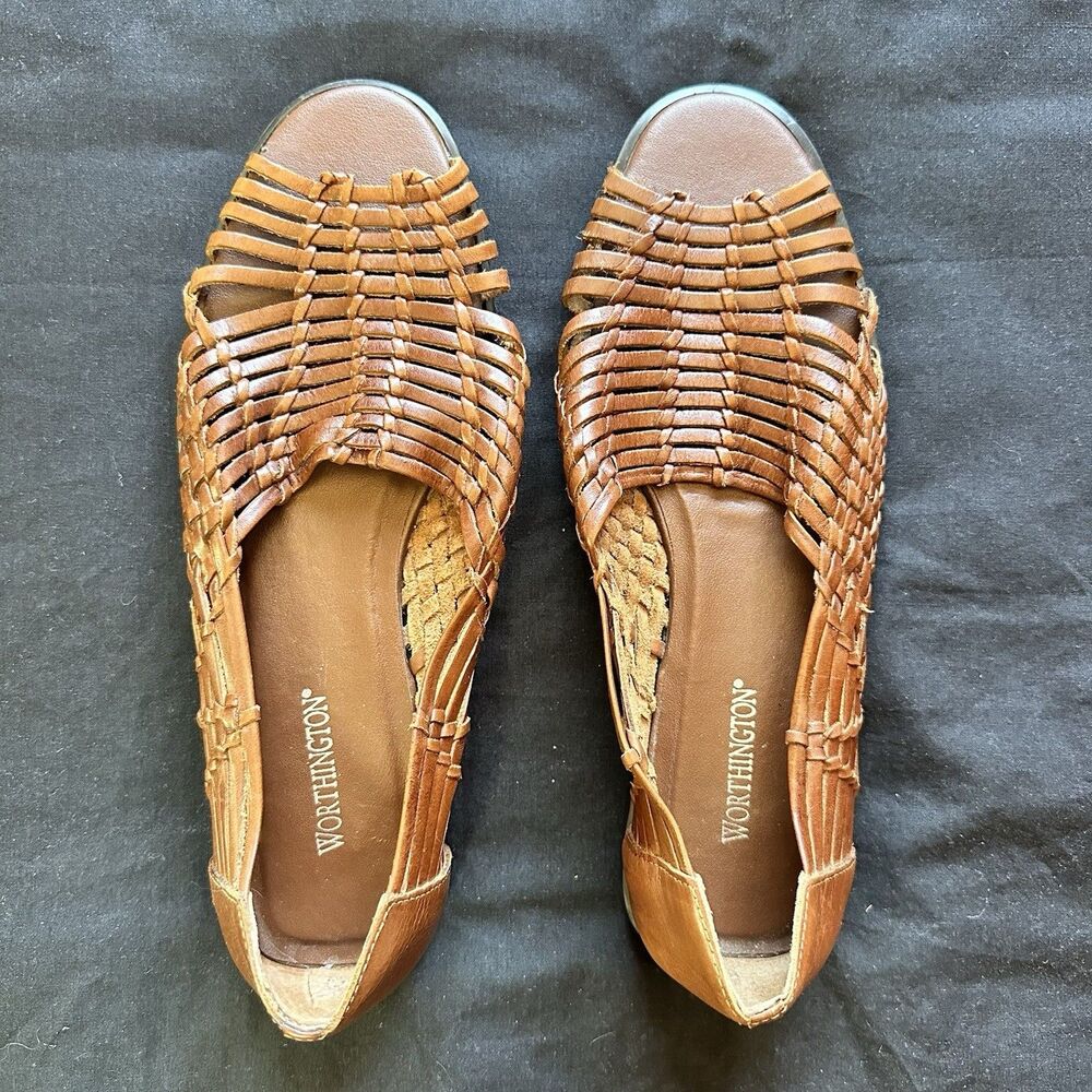 Vintage 90’s “India” Worthington Leather Huaraches Open Toe Shoes. Size 6.5.